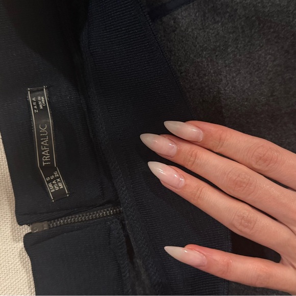 Skirt - Picture 5 of 5